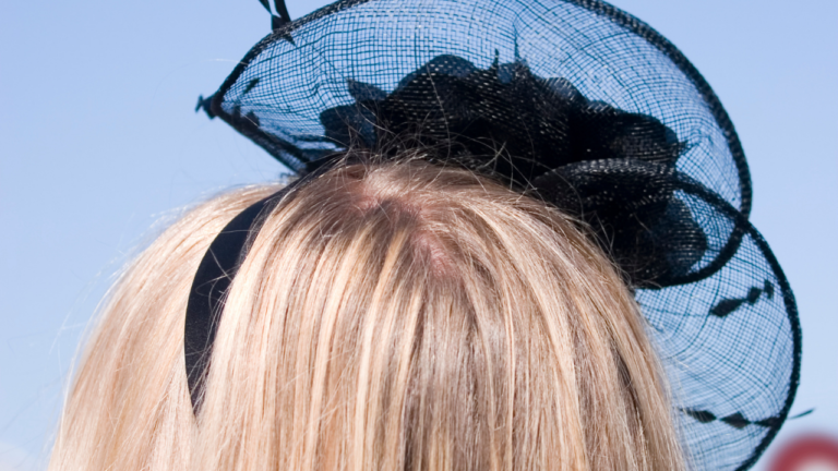 Fascinator Hats – When And How To Wear Them - Hat Realm